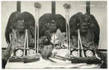 諏訪神社では毎年夏の八幡神社の例大祭の時に獅子舞が奉納されています（市指定無形民俗文化財）。古くは江戸時代元禄期のころの獅子舞の記録が残っており、その頃の獅子頭は現在、立川市指定有形文化財に指定されています。